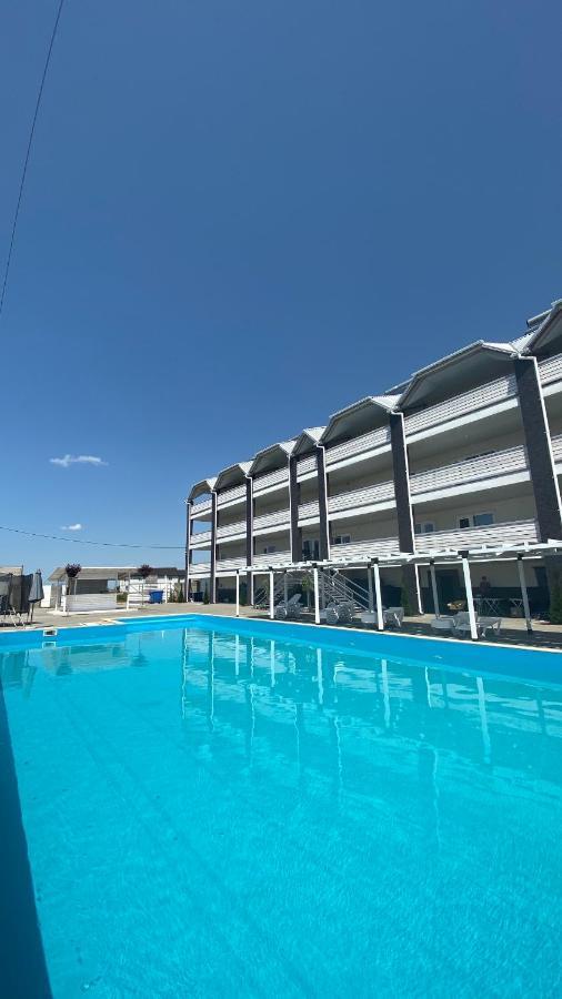 Lazurit Family Hotel Novoalekszeevka Kültér fotó